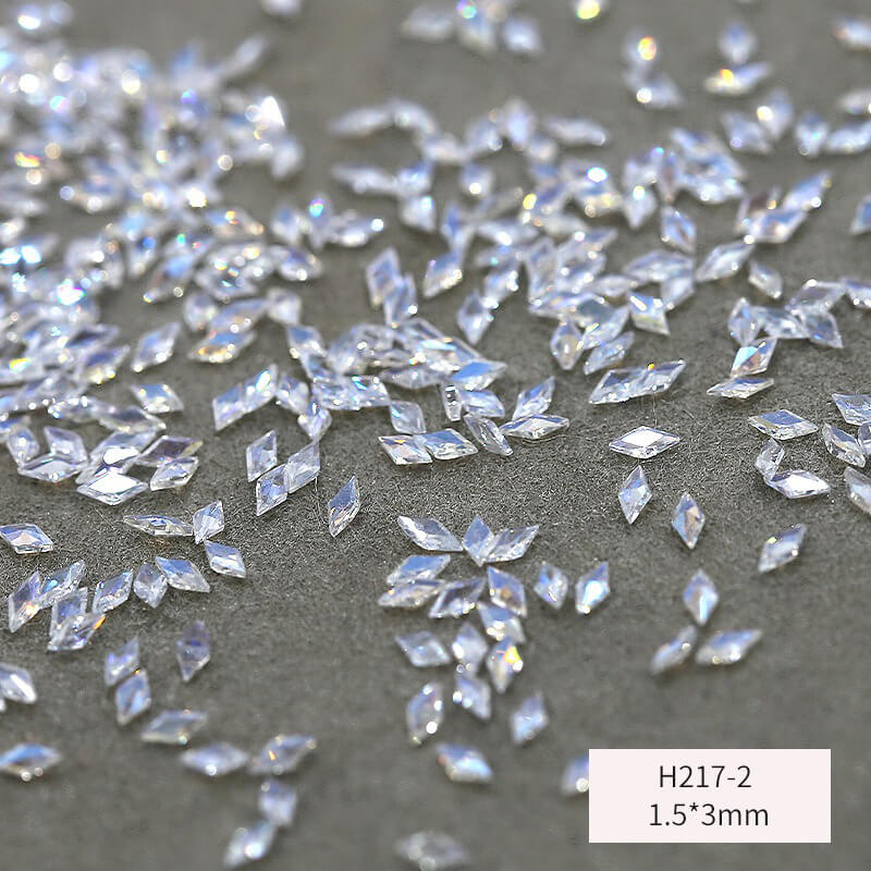 100 pcs Rhombic Zircon Nail Art Decals